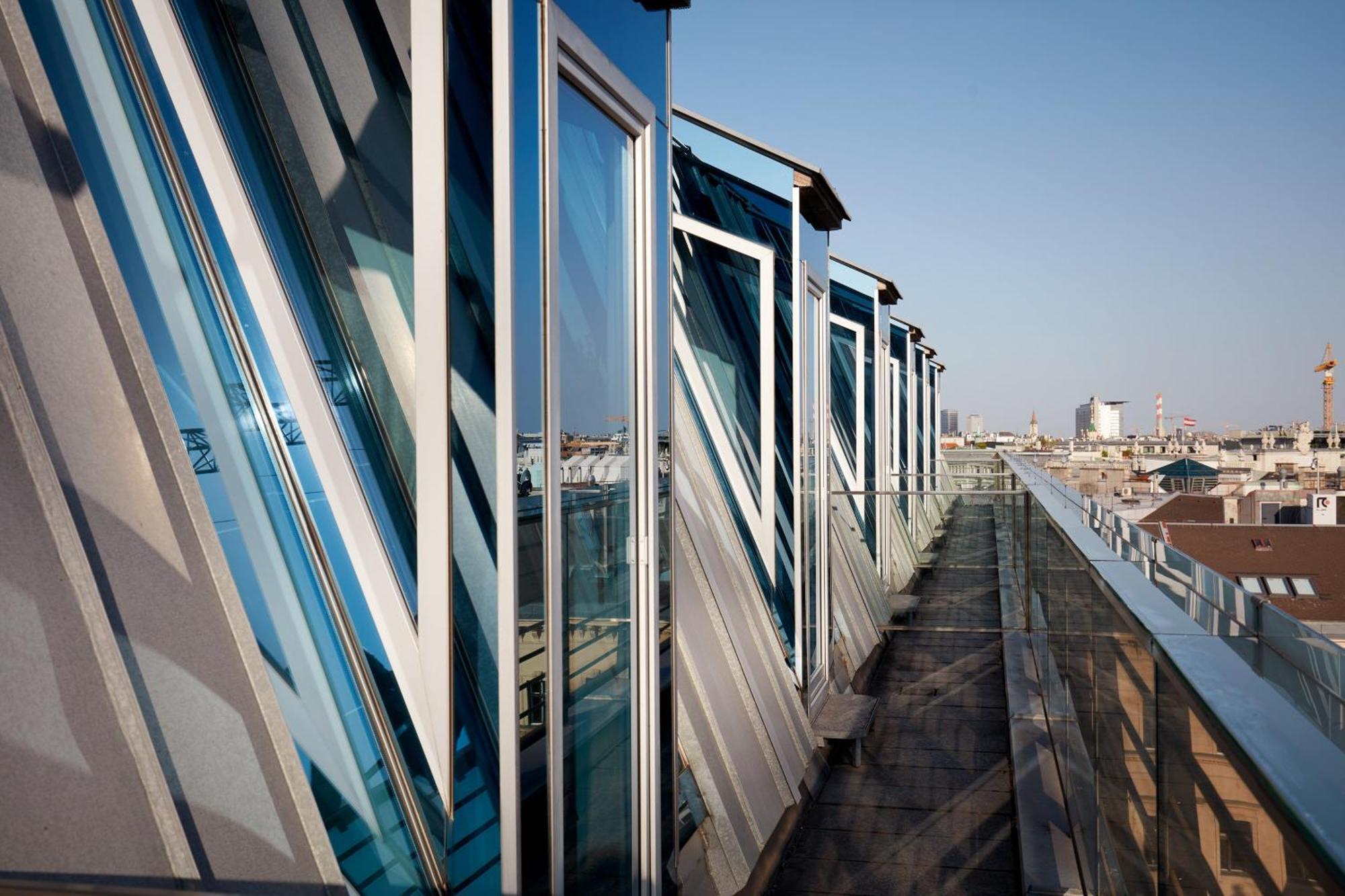 Hotel Imperial, A Luxury Collection Hotel, Vienna Esterno foto The rooftop terrace