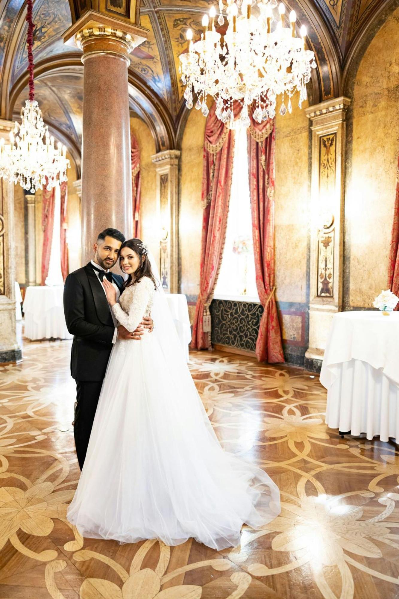Hotel Imperial, A Luxury Collection Hotel, Vienna Esterno foto Wedding in the ballroom of the Hotel de Ville