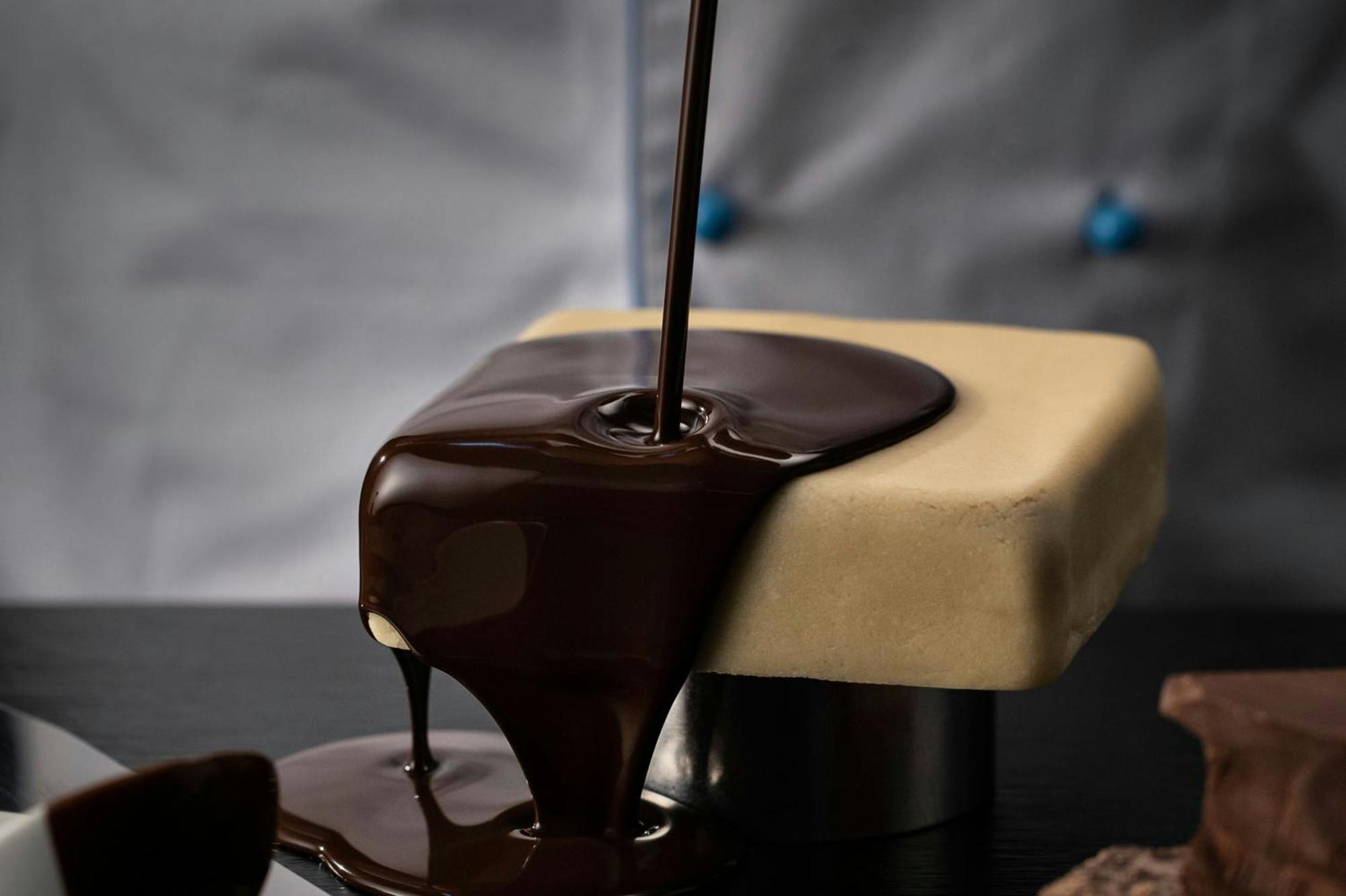 Hotel Imperial, A Luxury Collection Hotel, Vienna Esterno foto Chocolate being tempered