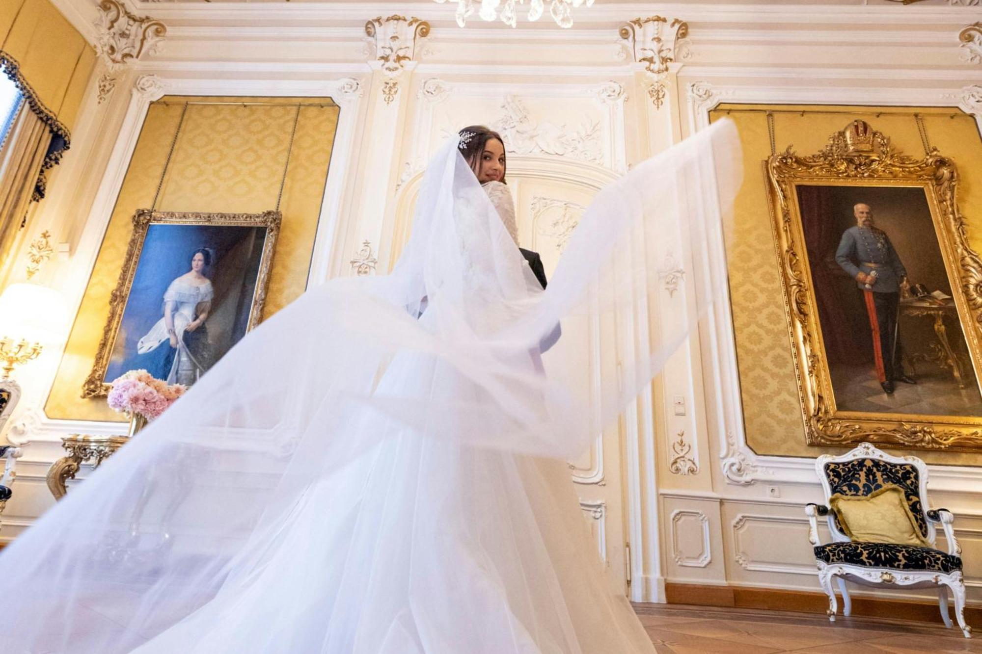 Hotel Imperial, A Luxury Collection Hotel, Vienna Esterno foto Princess Alexandra on her wedding day
