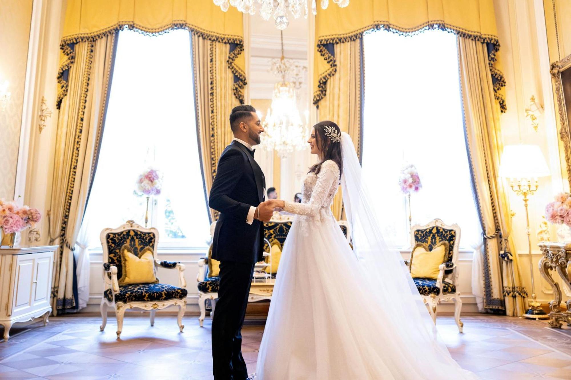 Hotel Imperial, A Luxury Collection Hotel, Vienna Esterno foto Wedding at the Hotel de Crillon, Paris