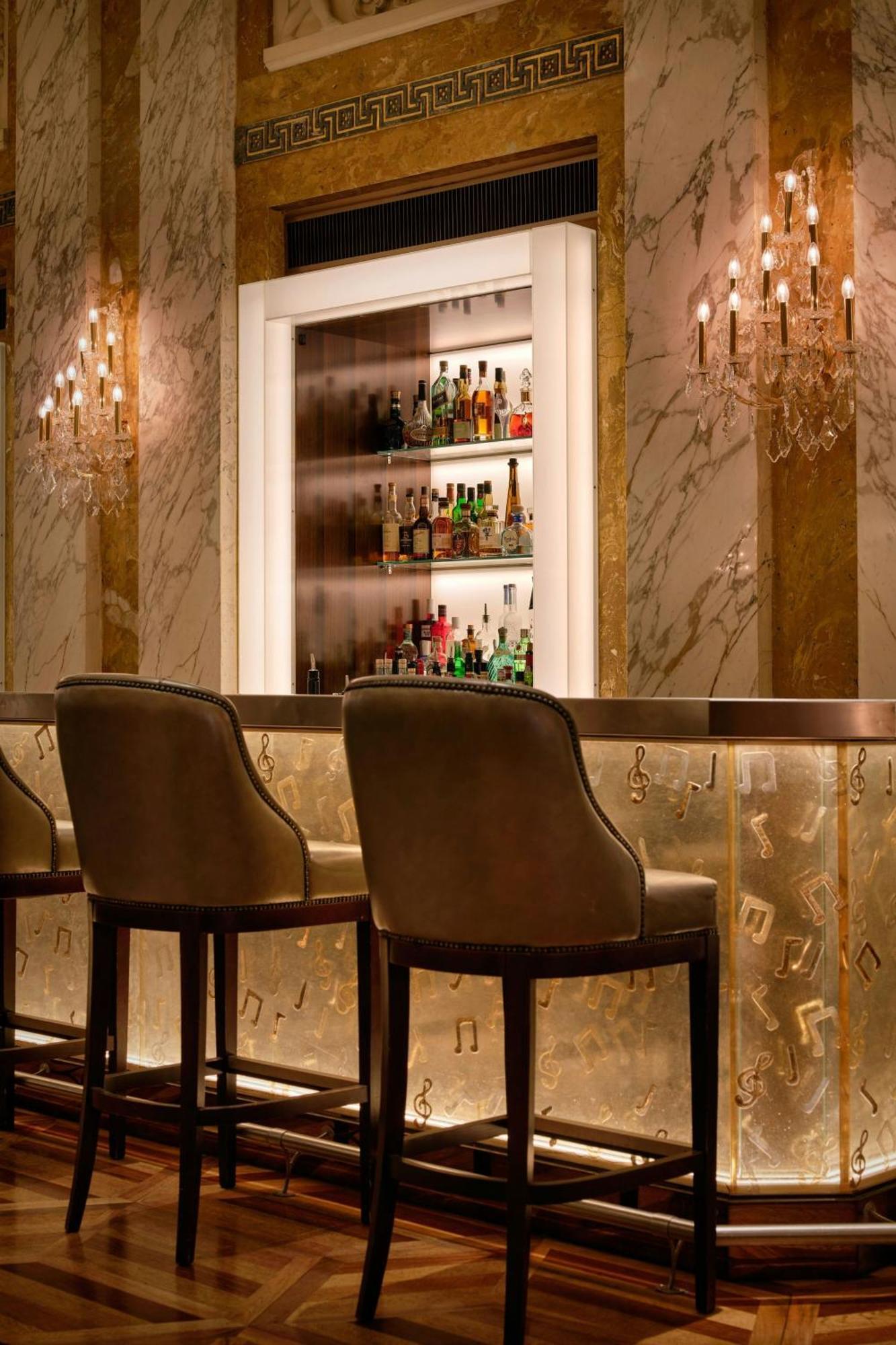 Hotel Imperial, A Luxury Collection Hotel, Vienna Esterno foto The bar at the St Regis