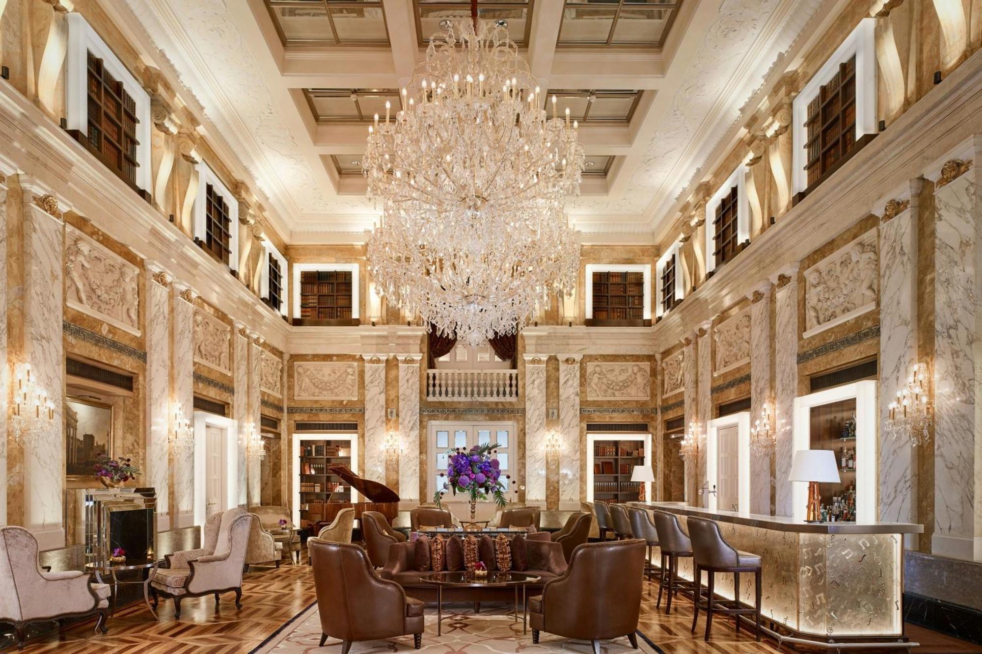 Hotel Imperial, A Luxury Collection Hotel, Vienna Esterno foto The lobby of the Four Seasons Hotel